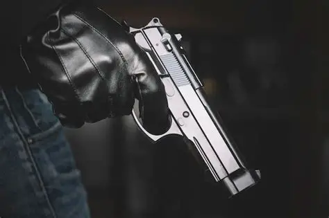 ESTUDANTE MORTA COM 7 DISPAROS PELO PRÓPRIO MARIDO